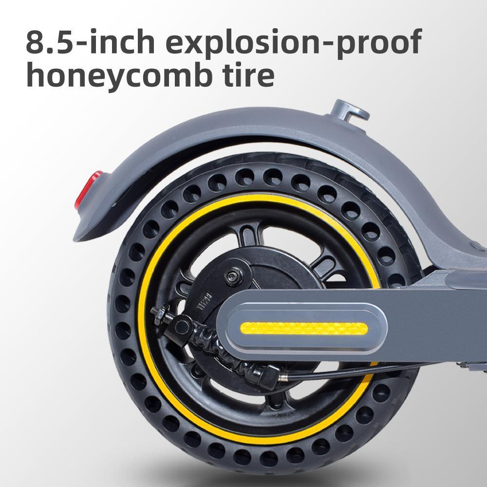 Hot Sale 8.5 Inch Tire Dual Wheel 350w 10.4A Battery Powerful Electric Scooter