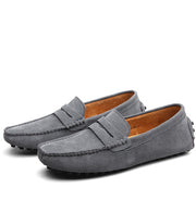 Men Casual Suede Leather Loafers Black Solid Leather Driving Moccasins Gommino Slip on Men Loafers Shoes Male Loafers Big Size